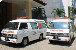 Ambulance Gratis Program Unggulan Bupati Dan Wakil Bupati Pasaman 